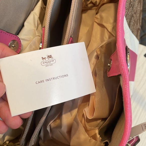 Coach Pink Stripe Brown Signature Coated Canvas Carryall Tote Bag F22908 NWT - Picture 7 of 16